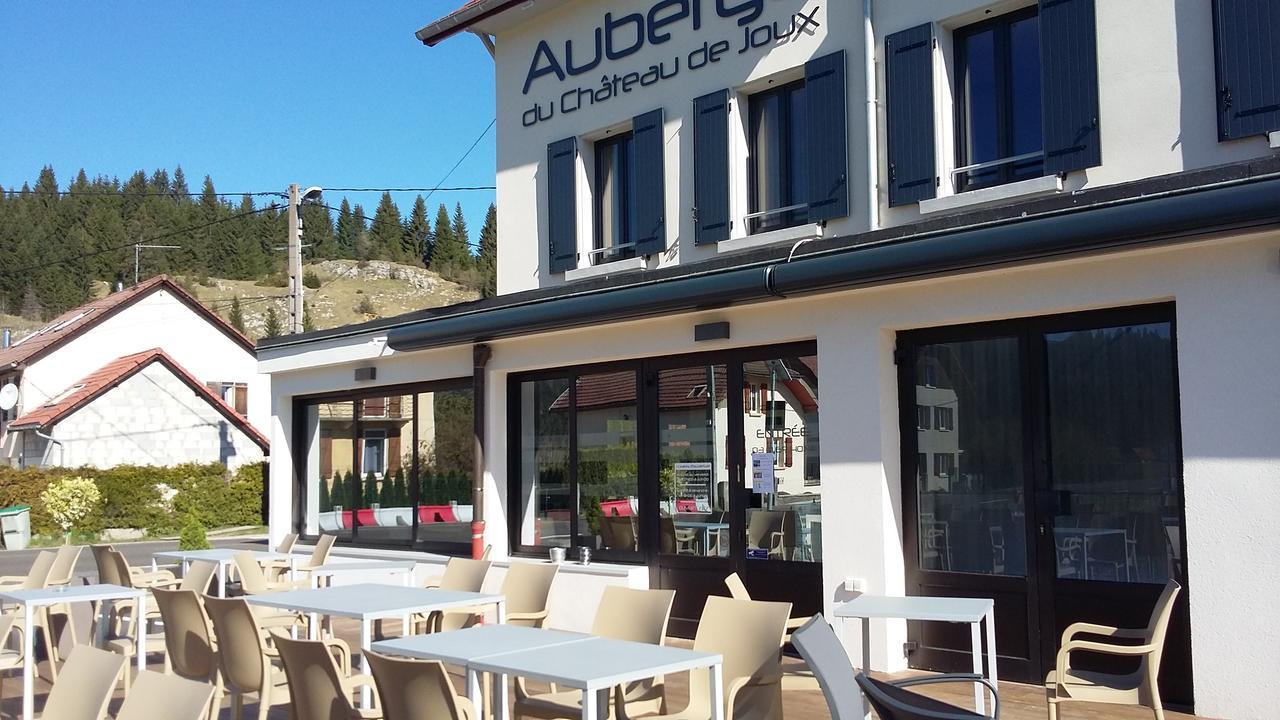 Auberge Du Chateau De Joux La Cluse-et-Mijoux Buitenkant foto